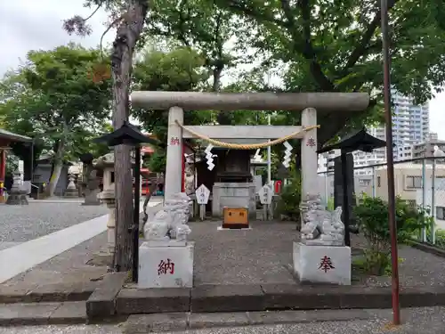 （芝生）浅間神社の末社・摂社