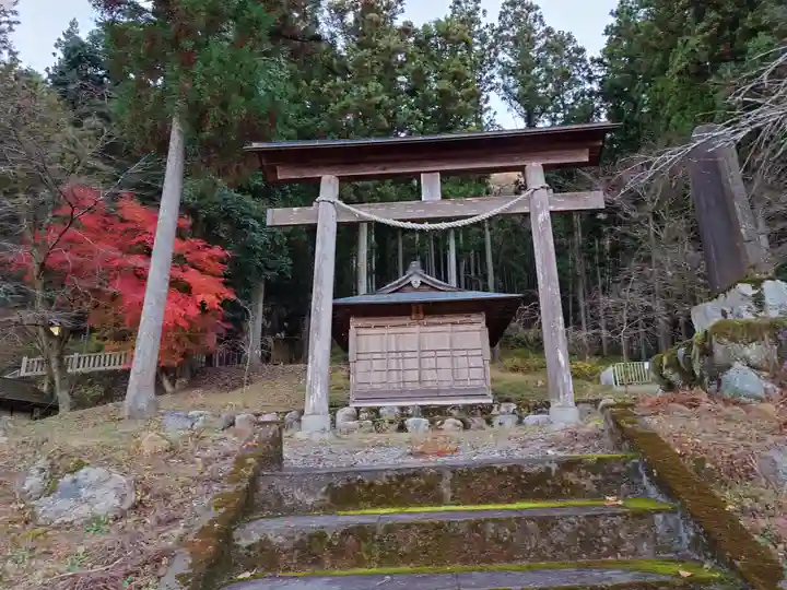 秩父若御子神社(埼玉県)