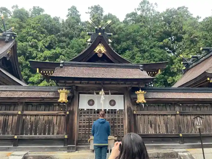 熊野大社の{uncategorized: "未分類", other: "その他", undefined: "問題あり", building: "その他建物", grave: "お墓", sacred_gate: "鳥居", guardian: "狛犬", statue: "像", buddha: "仏像", history: "歴史", nature: "自然", garden: "庭園", animal: "動物", pagoda: "塔", temizu: "手水舎", mountain_gate: "山門・神門", sanctuary: "本殿・本堂", subordinate: "末社・摂社", art: "芸術", scenery: "景色", jizo: "地蔵", ema: "絵馬", goshuin: "御朱印", omikuji: "おみくじ", items: "授与品その他", amulet: "お守り", goshuincho: "御朱印帳", eats: "食事", festival: "お祭り", votive_dance: "神楽", shichigosan: "七五三参", wedding: "結婚式", experience: "体験その他", initially: "初詣", around: "周辺", anti_infection: "感染症対策"}