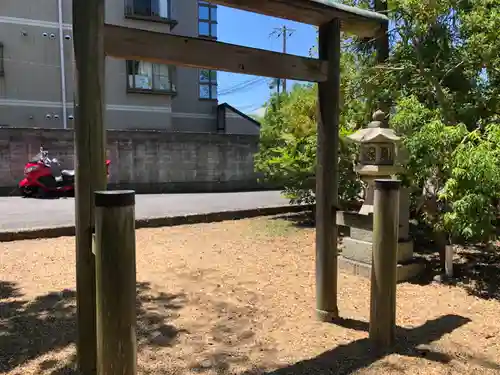 高市御県神社の鳥居