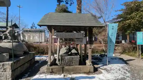 磐裂根裂神社の{uncategorized: "未分類", other: "その他", undefined: "問題あり", building: "その他建物", grave: "お墓", sacred_gate: "鳥居", guardian: "狛犬", statue: "像", buddha: "仏像", history: "歴史", nature: "自然", garden: "庭園", animal: "動物", pagoda: "塔", temizu: "手水舎", mountain_gate: "山門・神門", sanctuary: "本殿・本堂", subordinate: "末社・摂社", art: "芸術", scenery: "景色", jizo: "地蔵", ema: "絵馬", goshuin: "御朱印", omikuji: "おみくじ", items: "授与品その他", amulet: "お守り", goshuincho: "御朱印帳", eats: "食事", festival: "お祭り", votive_dance: "神楽", shichigosan: "七五三参", wedding: "結婚式", experience: "体験その他", initially: "初詣", around: "周辺", anti_infection: "感染症対策"}