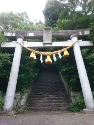 稲村社の鳥居