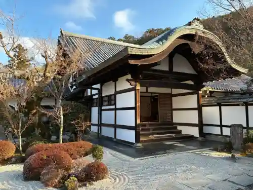圓光寺の{uncategorized: "未分類", other: "その他", undefined: "問題あり", building: "その他建物", grave: "お墓", sacred_gate: "鳥居", guardian: "狛犬", statue: "像", buddha: "仏像", history: "歴史", nature: "自然", garden: "庭園", animal: "動物", pagoda: "塔", temizu: "手水舎", mountain_gate: "山門・神門", sanctuary: "本殿・本堂", subordinate: "末社・摂社", art: "芸術", scenery: "景色", jizo: "地蔵", ema: "絵馬", goshuin: "御朱印", omikuji: "おみくじ", items: "授与品その他", amulet: "お守り", goshuincho: "御朱印帳", eats: "食事", festival: "お祭り", votive_dance: "神楽", shichigosan: "七五三参", wedding: "結婚式", experience: "体験その他", initially: "初詣", around: "周辺", anti_infection: "感染症対策"}