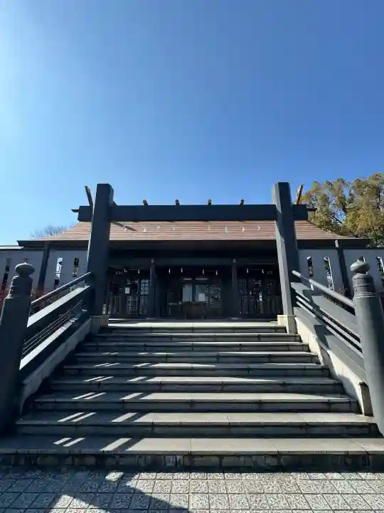 高﨑神社の{uncategorized: "未分類", other: "その他", undefined: "問題あり", building: "その他建物", grave: "お墓", sacred_gate: "鳥居", guardian: "狛犬", statue: "像", buddha: "仏像", history: "歴史", nature: "自然", garden: "庭園", animal: "動物", pagoda: "塔", temizu: "手水舎", mountain_gate: "山門・神門", sanctuary: "本殿・本堂", subordinate: "末社・摂社", art: "芸術", scenery: "景色", jizo: "地蔵", ema: "絵馬", goshuin: "御朱印", omikuji: "おみくじ", items: "授与品その他", amulet: "お守り", goshuincho: "御朱印帳", eats: "食事", festival: "お祭り", votive_dance: "神楽", shichigosan: "七五三参", wedding: "結婚式", experience: "体験その他", initially: "初詣", around: "周辺", anti_infection: "感染症対策"}