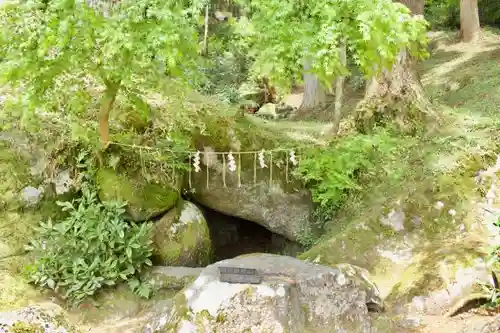 脊振神社の建物その他