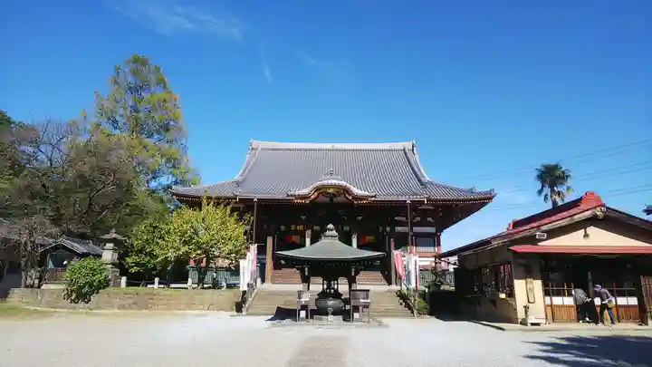 慈恩寺の本殿・本堂