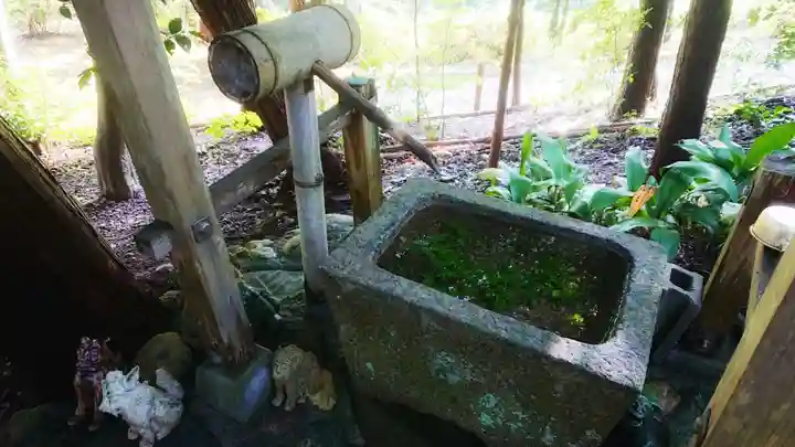玉野御嶽神社の手水舎