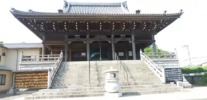 金蔵寺の本殿・本堂