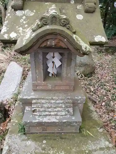 埴生神社の末社・摂社