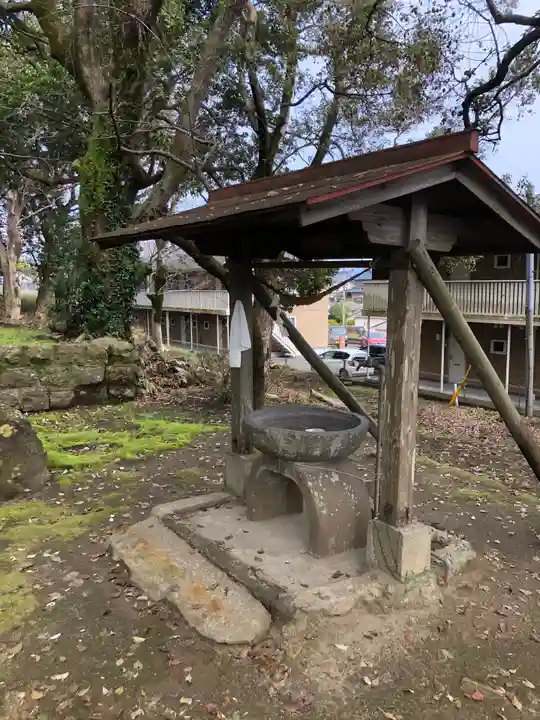 稲荷神社の手水舎