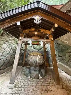 狭井坐大神荒魂神社(狭井神社)の{uncategorized: "未分類", other: "その他", undefined: "問題あり", building: "その他建物", grave: "お墓", sacred_gate: "鳥居", guardian: "狛犬", statue: "像", buddha: "仏像", history: "歴史", nature: "自然", garden: "庭園", animal: "動物", pagoda: "塔", temizu: "手水舎", mountain_gate: "山門・神門", sanctuary: "本殿・本堂", subordinate: "末社・摂社", art: "芸術", scenery: "景色", jizo: "地蔵", ema: "絵馬", goshuin: "御朱印", omikuji: "おみくじ", items: "授与品その他", amulet: "お守り", goshuincho: "御朱印帳", eats: "食事", festival: "お祭り", votive_dance: "神楽", shichigosan: "七五三参", wedding: "結婚式", experience: "体験その他", initially: "初詣", around: "周辺", anti_infection: "感染症対策"}