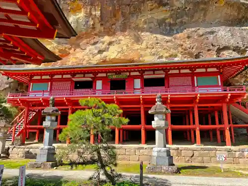 達谷西光寺の建物その他