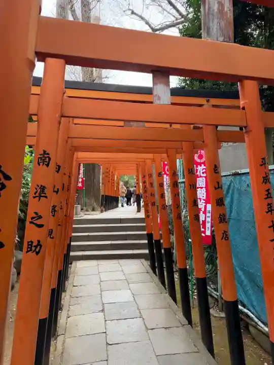 花園稲荷神社の{uncategorized: "未分類", other: "その他", undefined: "問題あり", building: "その他建物", grave: "お墓", sacred_gate: "鳥居", guardian: "狛犬", statue: "像", buddha: "仏像", history: "歴史", nature: "自然", garden: "庭園", animal: "動物", pagoda: "塔", temizu: "手水舎", mountain_gate: "山門・神門", sanctuary: "本殿・本堂", subordinate: "末社・摂社", art: "芸術", scenery: "景色", jizo: "地蔵", ema: "絵馬", goshuin: "御朱印", omikuji: "おみくじ", items: "授与品その他", amulet: "お守り", goshuincho: "御朱印帳", eats: "食事", festival: "お祭り", votive_dance: "神楽", shichigosan: "七五三参", wedding: "結婚式", experience: "体験その他", initially: "初詣", around: "周辺", anti_infection: "感染症対策"}