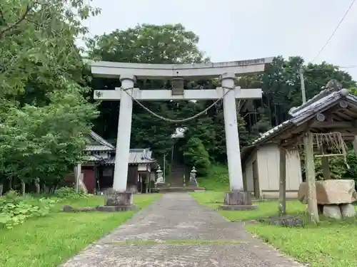 日月神社の鳥居