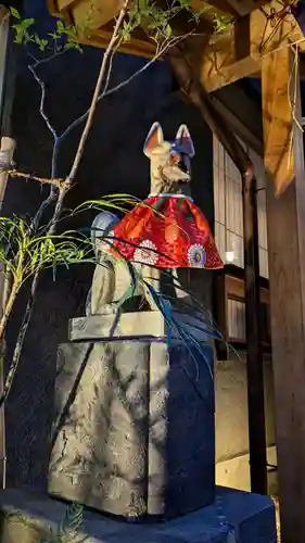 五十稲荷神社(栄寿稲荷神社)の狛犬