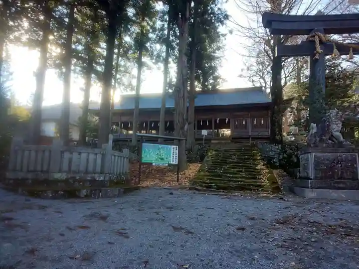 諏訪大社上社前宮のその他建物