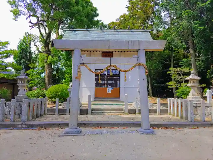 白山神社(狩宿)の鳥居