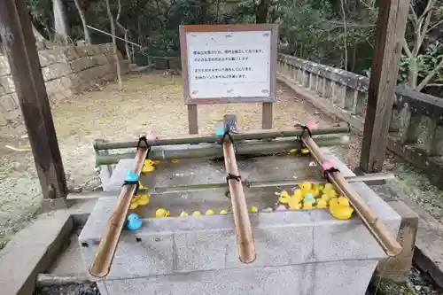 久山年神社の手水舎