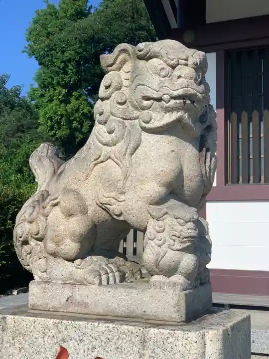 杉山神社の狛犬