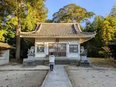 篠田神社の本殿