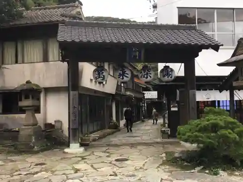 美保神社の山門・神門