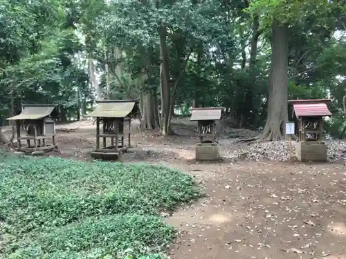 氷川女體神社の末社・摂社