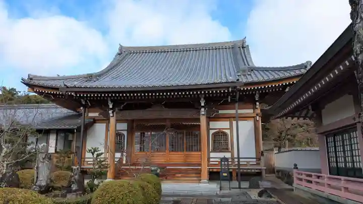 蓮華寺の本殿・本堂