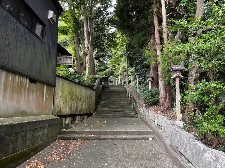 藤島神社(贈正一位新田義貞公之大宮)(福井県)