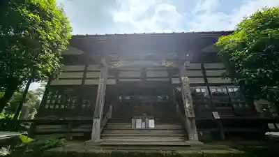 乗願寺の{uncategorized: "未分類", other: "その他", undefined: "問題あり", building: "その他建物", grave: "お墓", sacred_gate: "鳥居", guardian: "狛犬", statue: "像", buddha: "仏像", history: "歴史", nature: "自然", garden: "庭園", animal: "動物", pagoda: "塔", temizu: "手水舎", mountain_gate: "山門・神門", sanctuary: "本殿・本堂", subordinate: "末社・摂社", art: "芸術", scenery: "景色", jizo: "地蔵", ema: "絵馬", goshuin: "御朱印", omikuji: "おみくじ", items: "授与品その他", amulet: "お守り", goshuincho: "御朱印帳", eats: "食事", festival: "お祭り", votive_dance: "神楽", shichigosan: "七五三参", wedding: "結婚式", experience: "体験その他", initially: "初詣", around: "周辺", anti_infection: "感染症対策"}