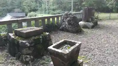 根渡神社の手水舎