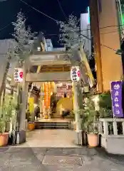 烏森神社の鳥居