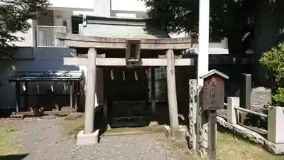東神奈川熊野神社の末社・摂社