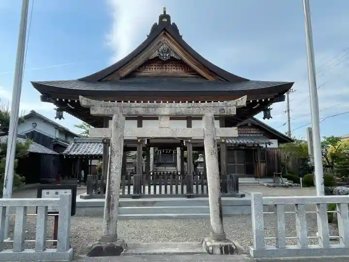 石原神社 (祇園社)の{uncategorized: "未分類", other: "その他", undefined: "問題あり", building: "その他建物", grave: "お墓", sacred_gate: "鳥居", guardian: "狛犬", statue: "像", buddha: "仏像", history: "歴史", nature: "自然", garden: "庭園", animal: "動物", pagoda: "塔", temizu: "手水舎", mountain_gate: "山門・神門", sanctuary: "本殿・本堂", subordinate: "末社・摂社", art: "芸術", scenery: "景色", jizo: "地蔵", ema: "絵馬", goshuin: "御朱印", omikuji: "おみくじ", items: "授与品その他", amulet: "お守り", goshuincho: "御朱印帳", eats: "食事", festival: "お祭り", votive_dance: "神楽", shichigosan: "七五三参", wedding: "結婚式", experience: "体験その他", initially: "初詣", around: "周辺", anti_infection: "感染症対策"}
