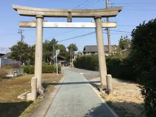 白山社の鳥居