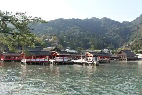 厳島神社(広島県)