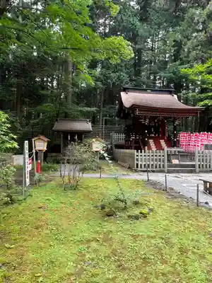 北口本宮冨士浅間神社の末社・摂社