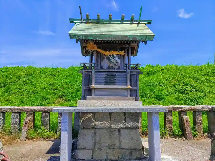神明社(光明寺石原)の本殿・本堂
