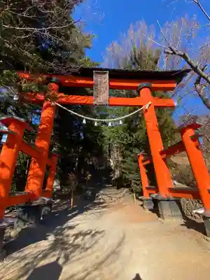 新倉富士浅間神社の鳥居