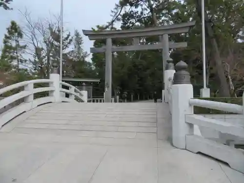 寒川神社の鳥居