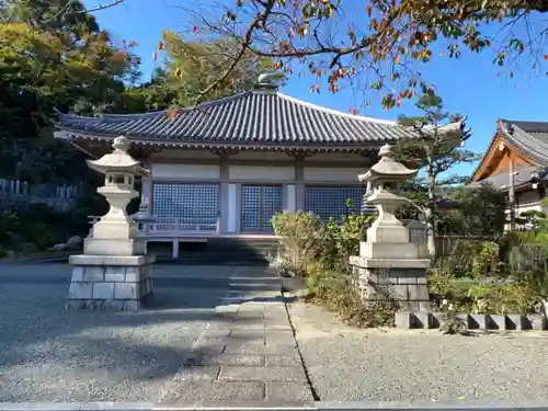 弘誓院の本殿・本堂