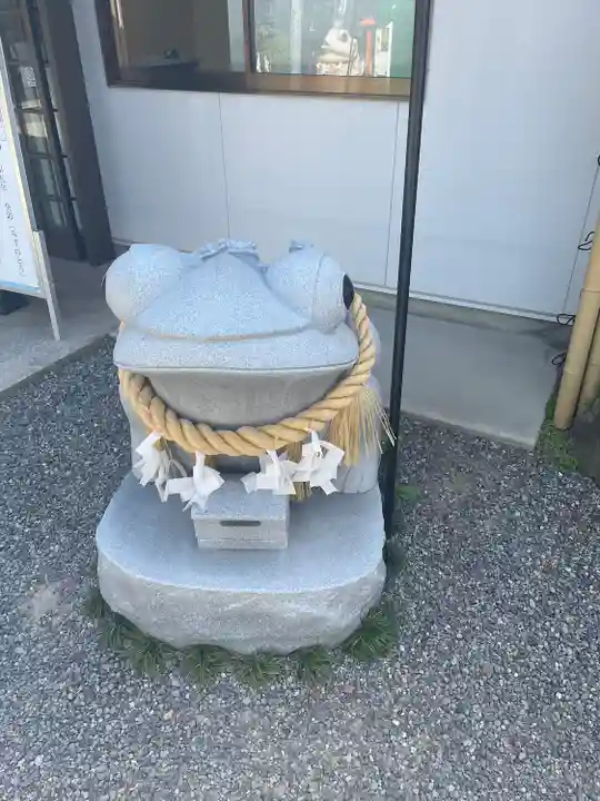 尾張猿田彦神社の狛犬