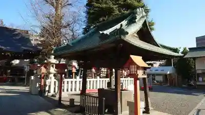 草加神社の手水舎