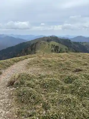 劔山本宮宝蔵石神社(徳島県)