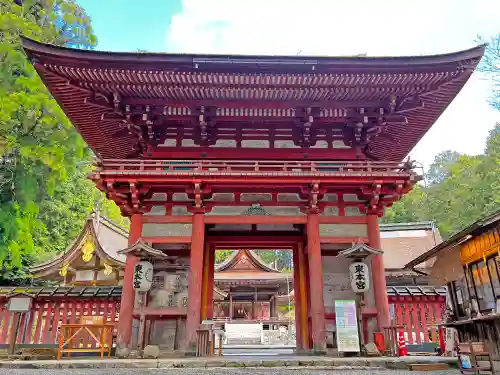 日吉大社の山門