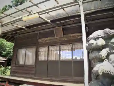 湯殿神社の本殿・本堂