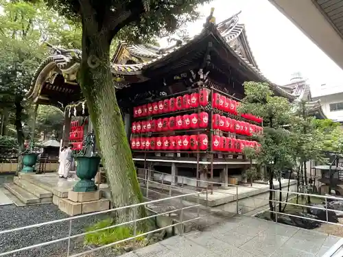 豊川稲荷東京別院の本殿・本堂