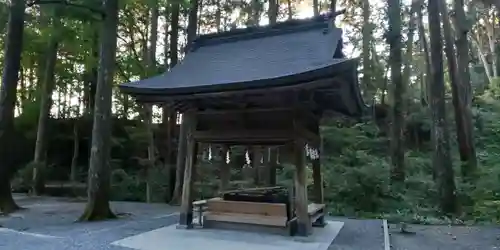 小國神社の手水舎
