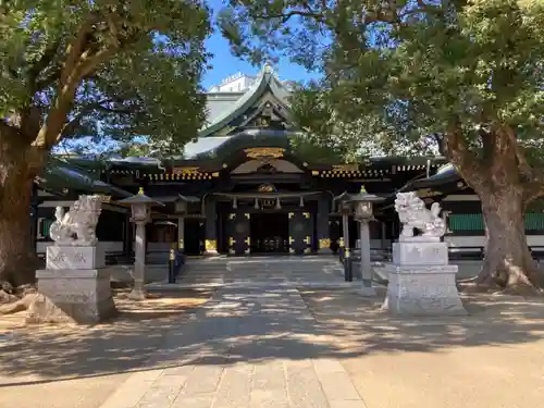 穴八幡宮の本殿