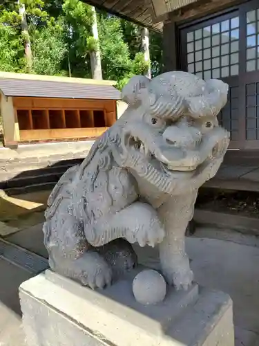 長屋神社の狛犬