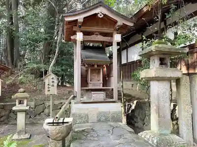 往馬坐伊古麻都比古神社(奈良県)